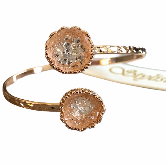 Light pink faux Druzy gold bracelet cuff - Picture 8 of 8